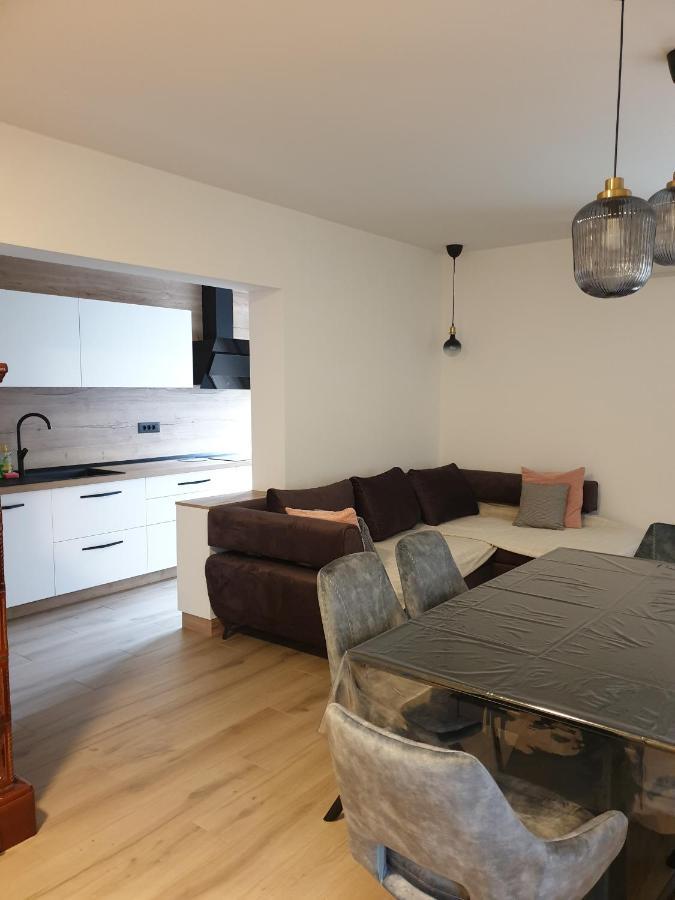 Apartments Vinka Jelsa  Exterior photo